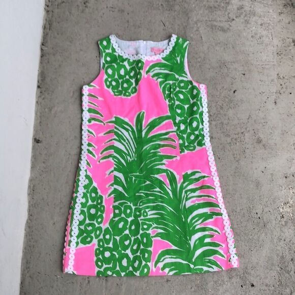 Lilly Pulitzer dress - Picture 1 of 3